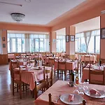 Caesar Fronte Mare In Centro Di 3*