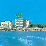 Caesar Fronte Mare In Centro Di Hotel