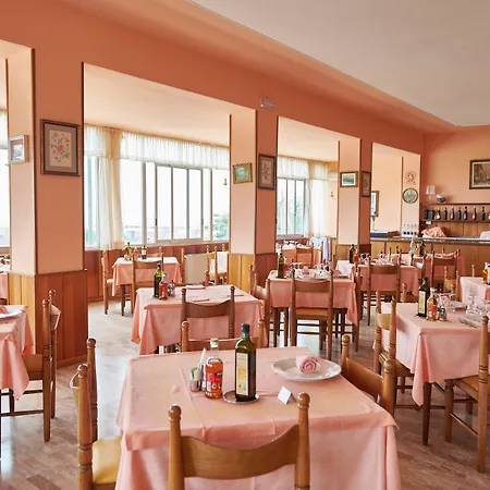 Caesar Fronte Mare In Centro Di