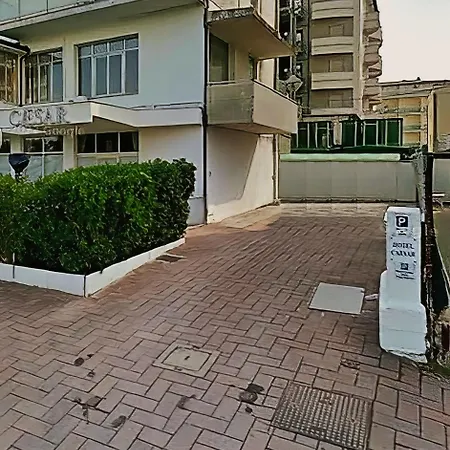 Caesar Fronte Mare In Centro Di 3*