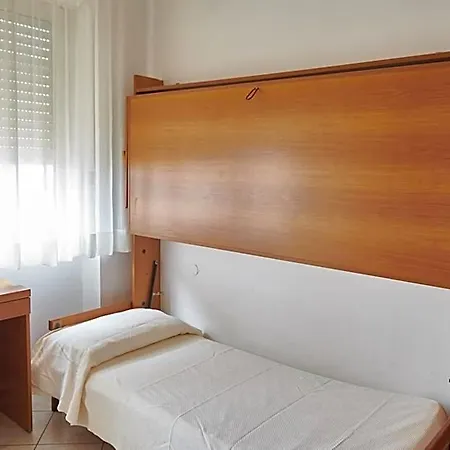 מלון Caesar Fronte Mare In Centro Di 3*