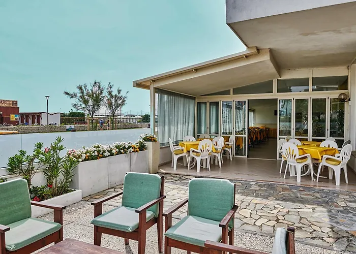 Caesar Fronte Mare In Centro Di 3* ミラノ・マリッティマ